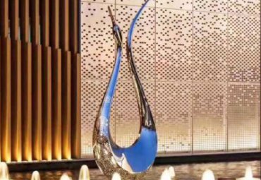 不銹鋼抽象小天鵝雕塑-城市園林廣場庭院水景雕塑