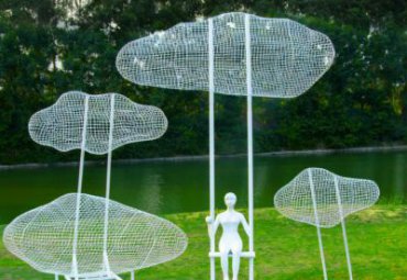 不銹鋼云朵雕塑-戶外園林鏤空云朵廣場售樓處景觀