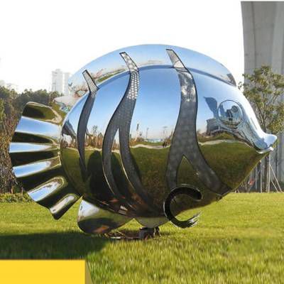 園林綠地?cái)[放不銹鋼魚雕塑圖片