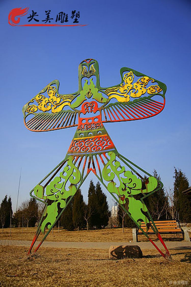 園林不銹鋼剪影彩繪風(fēng)箏雕塑圖片