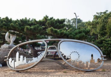 廣場(chǎng)擺放創(chuàng)意不銹鋼眼鏡雕塑