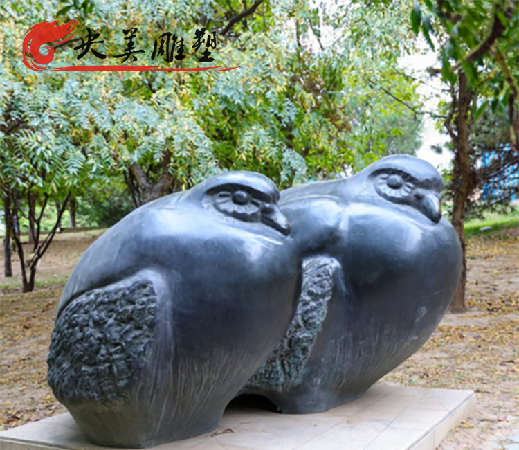 園林?jǐn)[放青銅雕刻抽象鴛鴦雕塑圖片