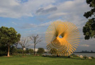 園林綠地擺放不銹鋼鏤空藝術(shù)雕塑