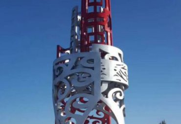 廣場擺放不銹鋼鏤空藝術(shù)造型雕塑