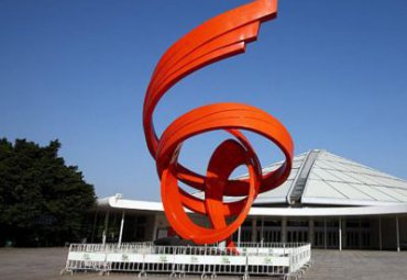 廣場裝飾不銹鋼抽象瓢帶雕塑