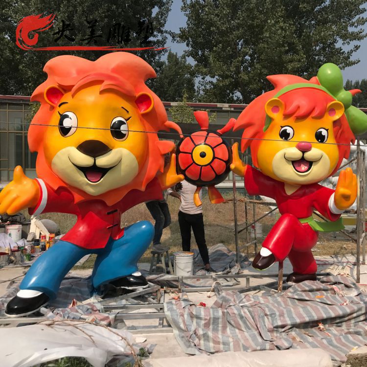 商場擺放玻璃鋼卡通獅子公仔雕塑圖片