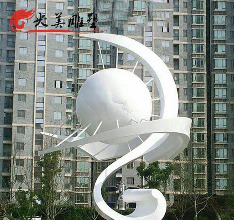 公園擺放不銹鋼抽象太陽(yáng)雕塑圖片