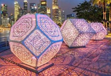 城市園林廣場不銹鋼鏤空幾何燈光景觀雕塑